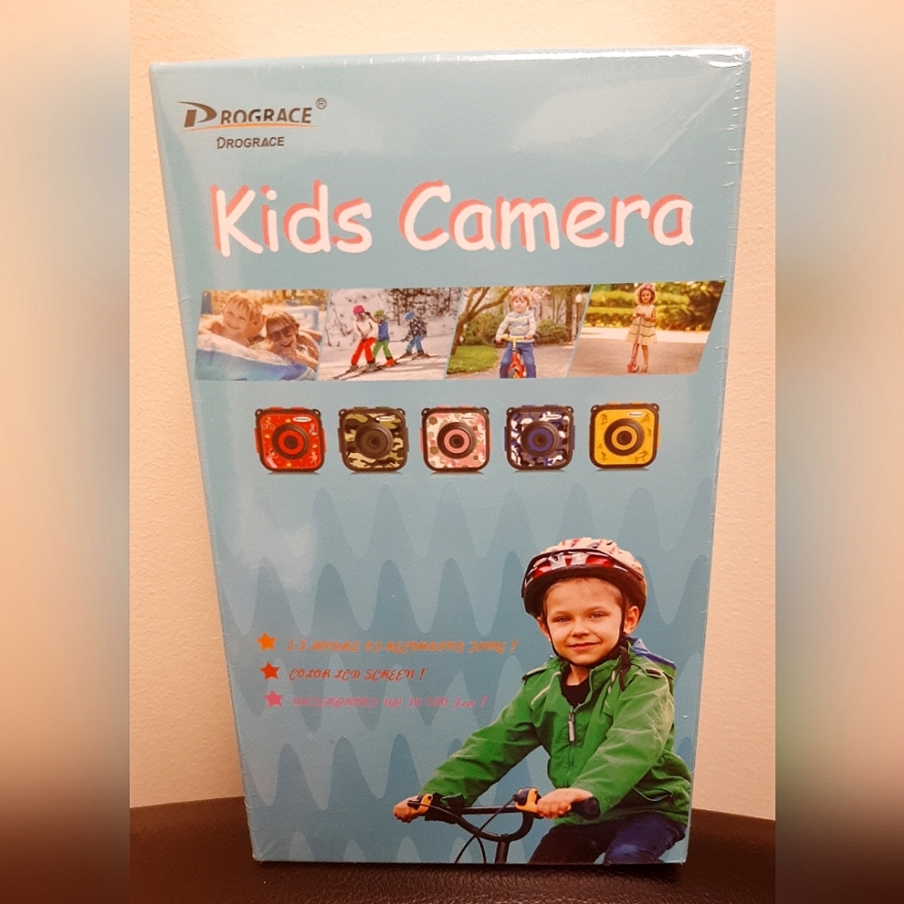 PROGRACE KIDS CAMERA VIDEO RECORDER WITH WATERPROOF CASE, New in box sealed 👌